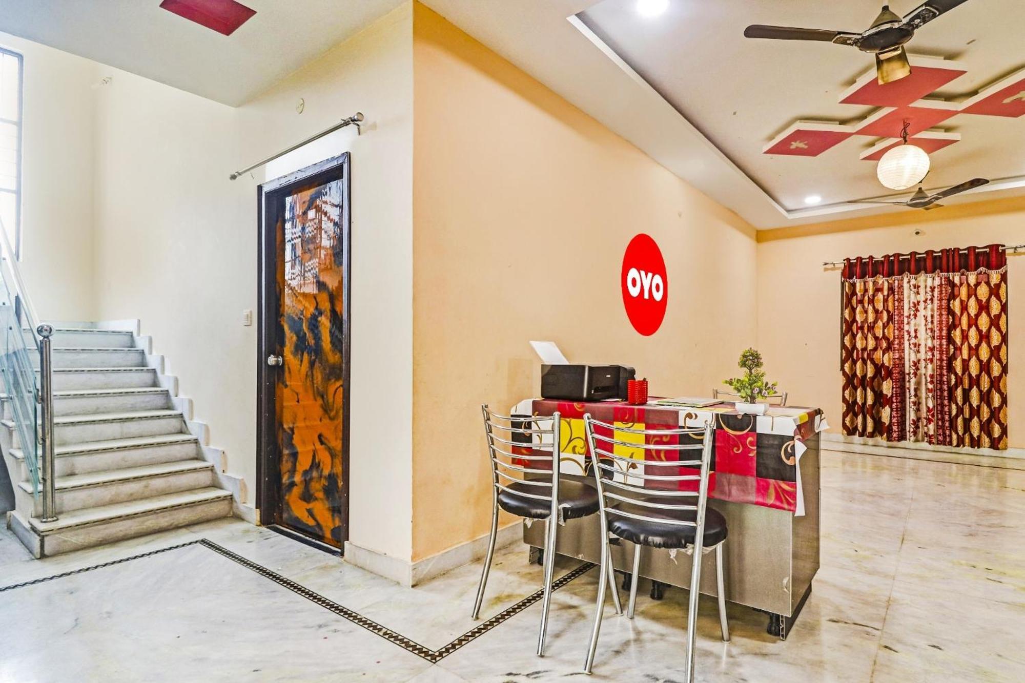 Hotel O Royal Stay Near Mantra Mall Haidar Sahibguda Kültér fotó